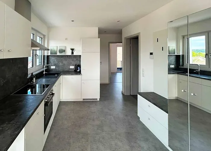 Апартаменты Und Nebauer Frontenhausen