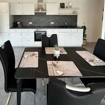 Und Nebauer Lägenhet Frontenhausen